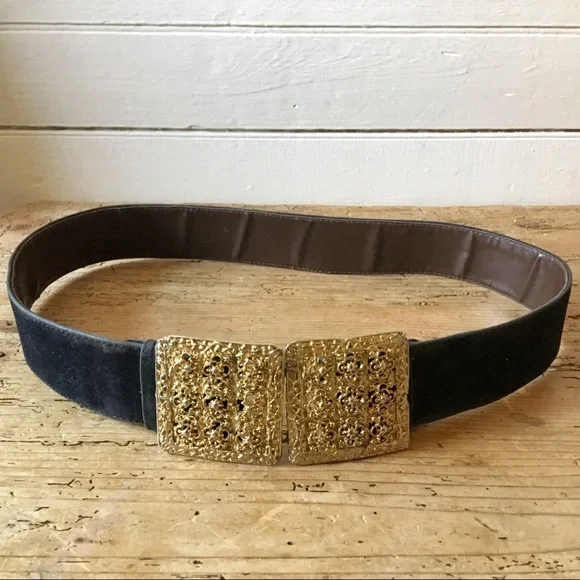 Vintage Gold Brass Filigree Buckle Black Velvet Belt Adjustable Changeable Vintage Black Velvet Wide Belt: 1990s Gold Buckle, Chain  main image 2